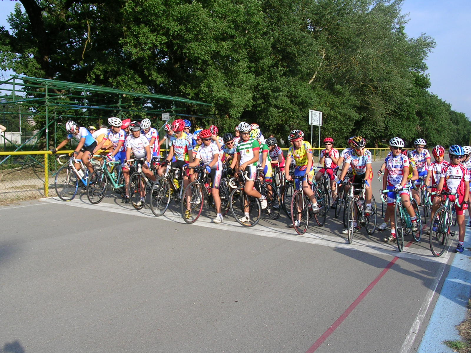 OLTRE CENTO AL VIA DELLA PRIMA PROVA DELL'UMBRIA CRITERIUM TIPO PISTA