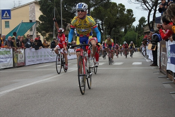 <b>Classifica Esordienti</b>, avanza il fronte dei ragazzi del Sud. Scuole di ciclismo a confronto 