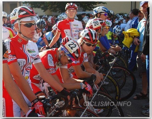 Nuovo ciclismo a Latina con i biancorossi Vigili del Fuoco